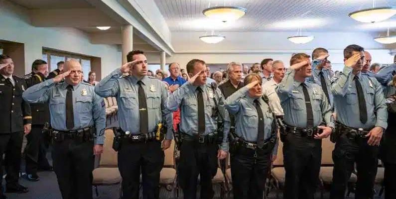 Minneapolis police union offers free 'warrior' training, in defiance of mayor's ban